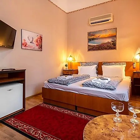 Kristal Gellert Hill Hotell Budapest