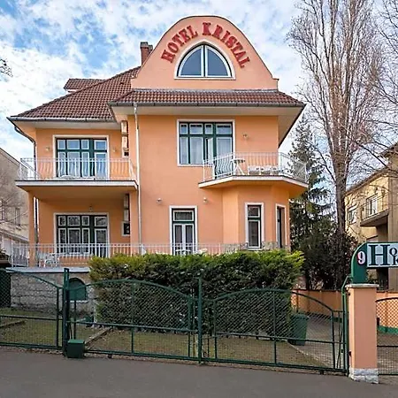 Kristal Gellert Hill * בודפשט