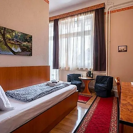 Hotell Kristal Gellert Hill