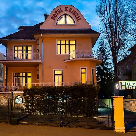 Hotell Kristal Gellert Hill *