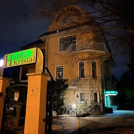 Kristal Gellert Hill Budapeszt