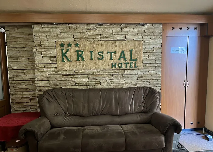 Kristal Gellert Hill * בודפשט